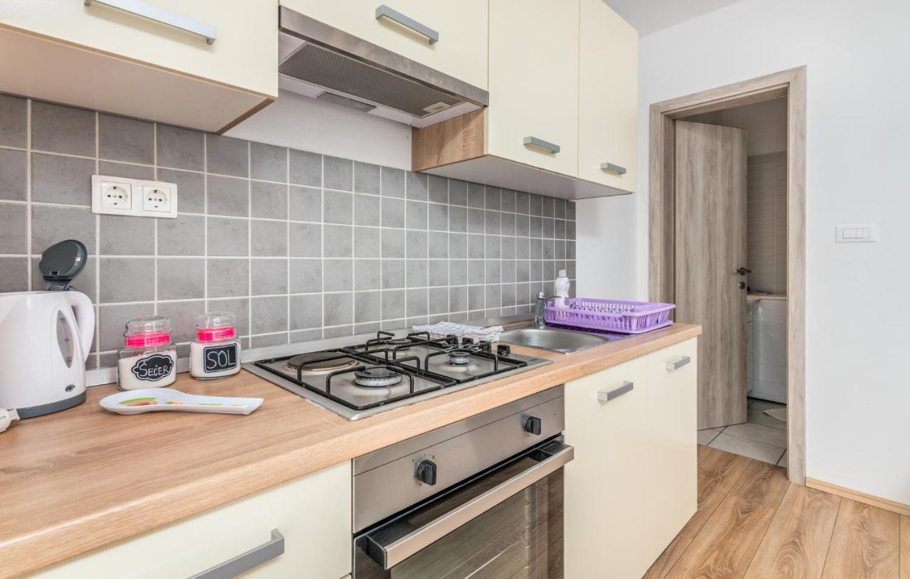 Apartments Miokovic Soline  Ngoại thất bức ảnh